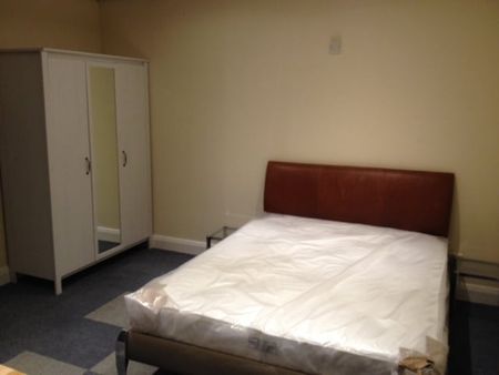 Studio Flat, Homecroft Rd, N22 - Photo 2