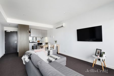 605/200 Toorak Road, South Yarra - Photo 3