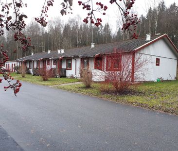 Svanvägen 2 B - Photo 1