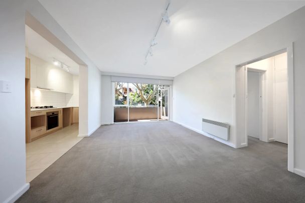 Unit 1/51 Caroline Street, - Photo 1