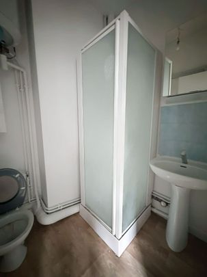 Appartement à louer - REIMS- CENTRE- - Photo 1