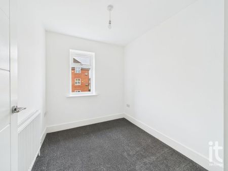 3 bedroom mews to rent - Photo 4