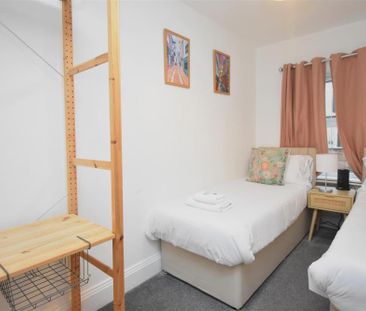 Escrick Street, York - Photo 3