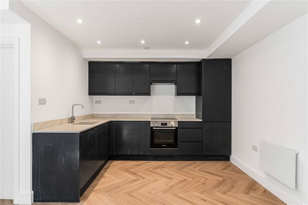 River Mews, Ealing, W7 3SN - Photo 1