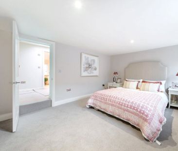 5 Bedroom House - The Hundred, Romsey - Photo 5