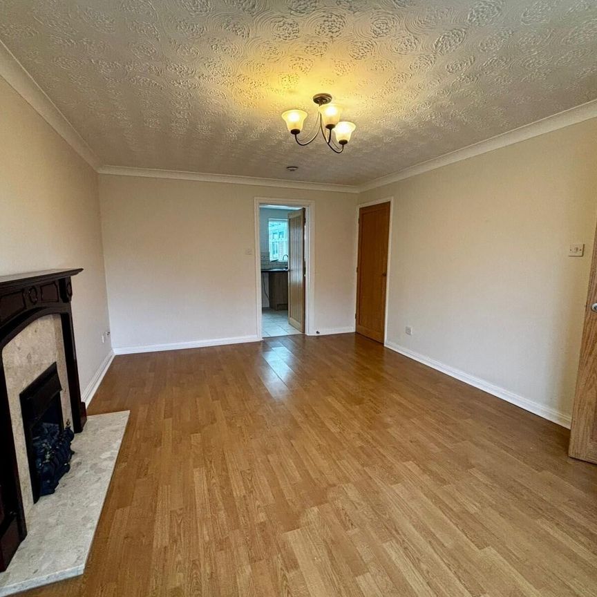 Rosewood Drive, Winsford - Photo 1