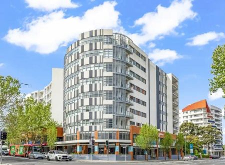 “Stylish Modern Living in the Heart of Bankstown” - Photo 5