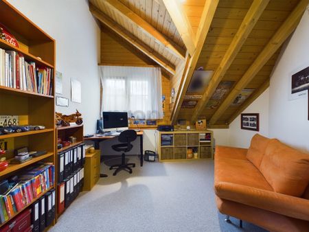 Cozy 3.5-room apartment in Fischenthal with balcony - Photo 3