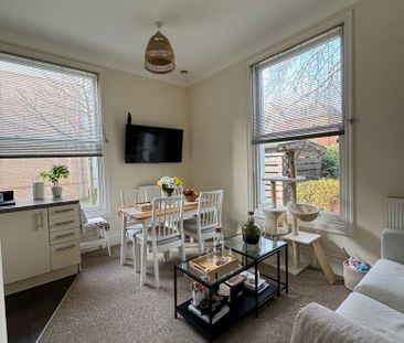 1 bedroom ground floor flat to rent - Photo 2