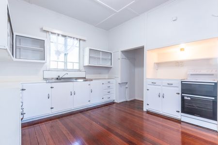 199 Oxley Avenue, Margate QLD 4019 - House For Rent | Domain - Photo 5