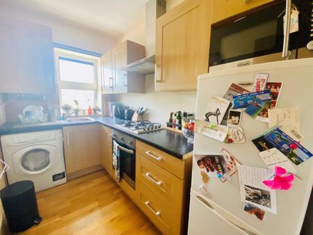 1 bedroom flat to rent - Photo 4