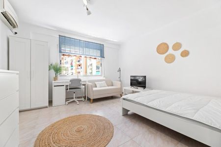 Carrer d Antonio Ponz, Valencia, Valencian Community 46011 - Photo 5