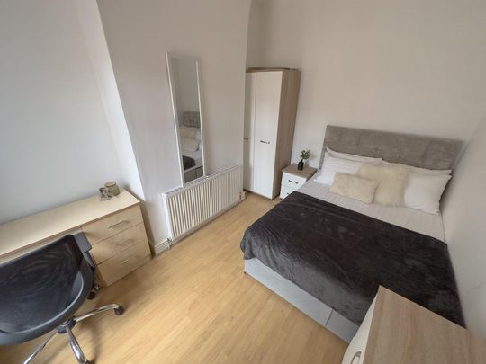 2 bedroom house to rent - Photo 1