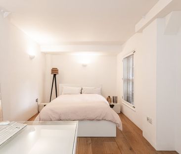 3 bedroom mews to rent - Photo 6