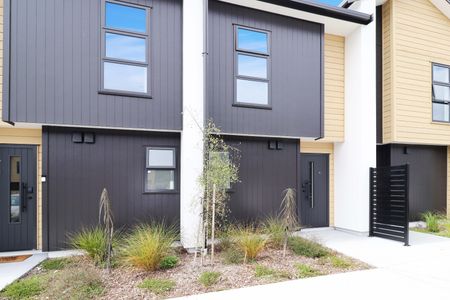 Wainui Gem! - Photo 4