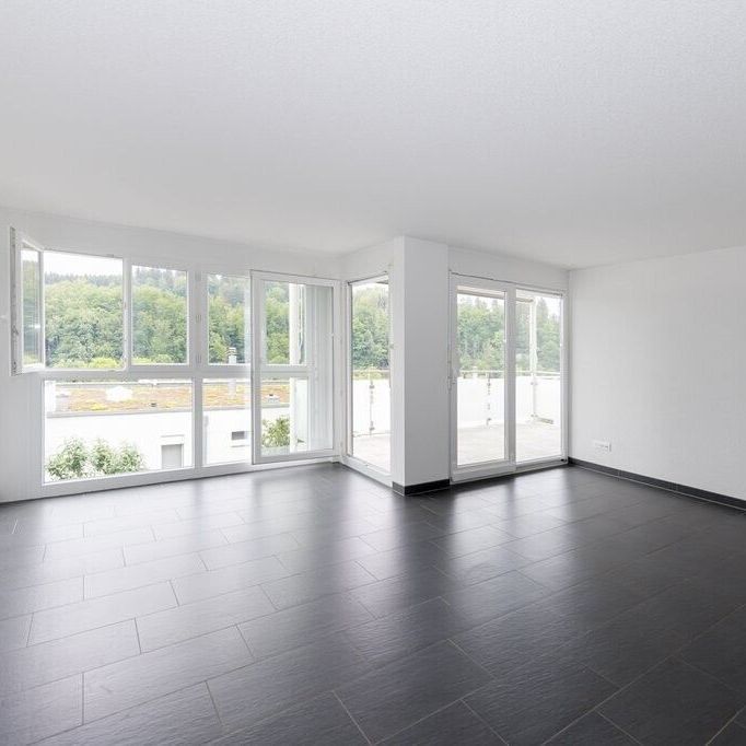 Helle Wohnung mit Balkon und Weitblick auf die Aare - Photo 1