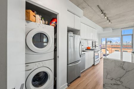 For Lease - 2 Gladstone Avenue Unit# 606, Toronto, Ontario - Photo 2