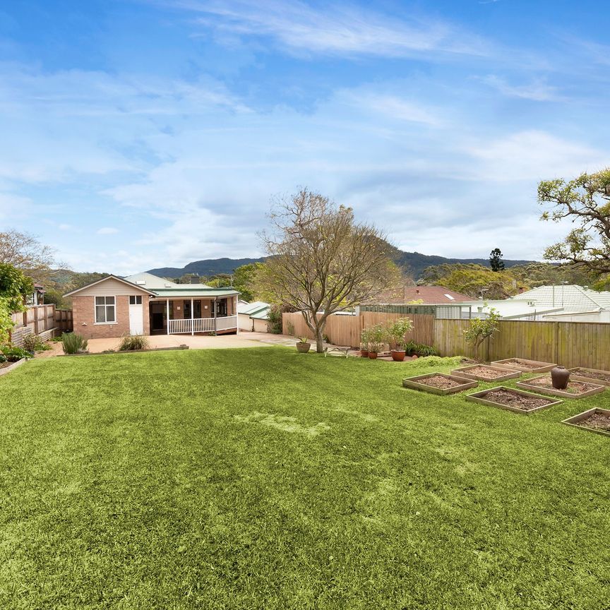 Character Rich Calfornian Bungalow - Photo 1