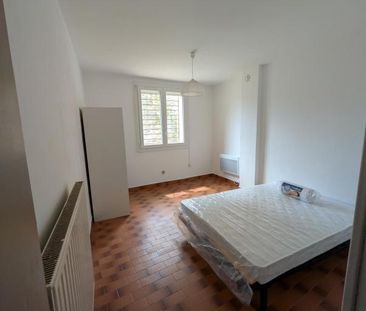 Location Appartement 3 pièces Meublé 67m² ST AMBROIX 30500 - Photo 4