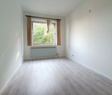 RUIM APPARTEMENT MET 3 SLAAPKAMERS EN GARAGE - Foto 4