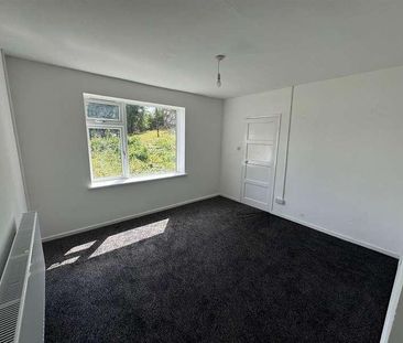 Fairhaven Green, Bradford, BD10 - Photo 5