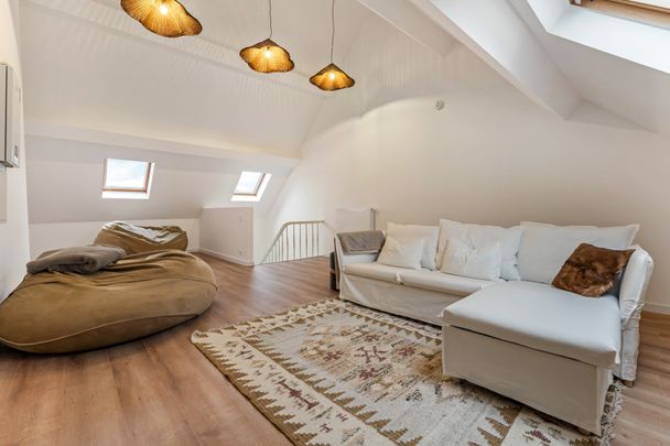 Prachtig gerenoveerd herenhuis in de gewilde Zurenborg wijk! - Photo 1