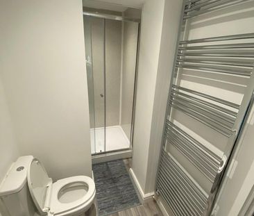 34 Beacon Road - Un-Expectedly Re-Offered and New Price Loughborough - Photo 5