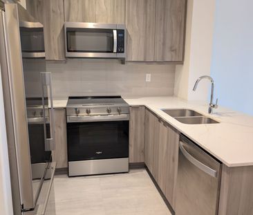 For Lease - 15 Watergarden Drive Unit# 217, Mississauga, Ontario - Photo 3