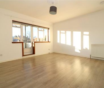 3 bedroom apartment to rent - Photo 3