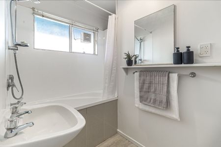 Grammar Zone Apartment - Photo 3