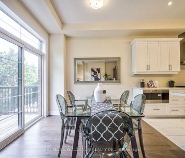Condo Townhouse For Lease | N9258349 - Photo 5