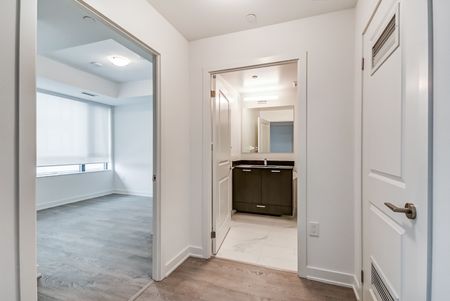 For Lease - 120 Eagle Rock Way Unit# 209, Vaughan, Ontario - Photo 4