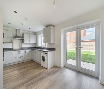 Upton Hall Crescent - Photo 2