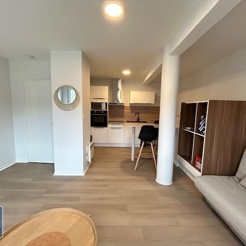 Location Appartement 1 pièce 30m² POITIERS 86000 - Photo 1