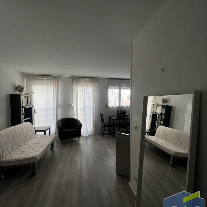 Location Appartement 1 pièce 30m² - Photo 1