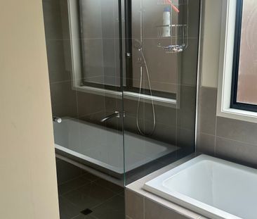 Clyde North - Photo 5