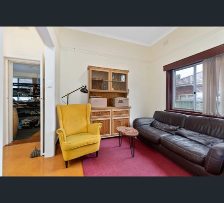 3 Cunningham Terrace, Daglish, WA 6008 - Photo 1