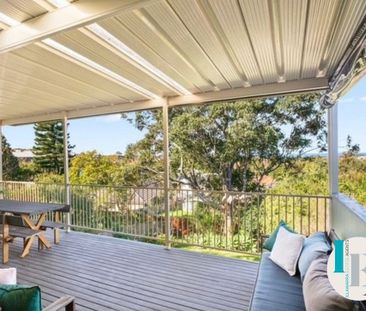 Charming 3-Bedroom Home in Lake Heights - Photo 3