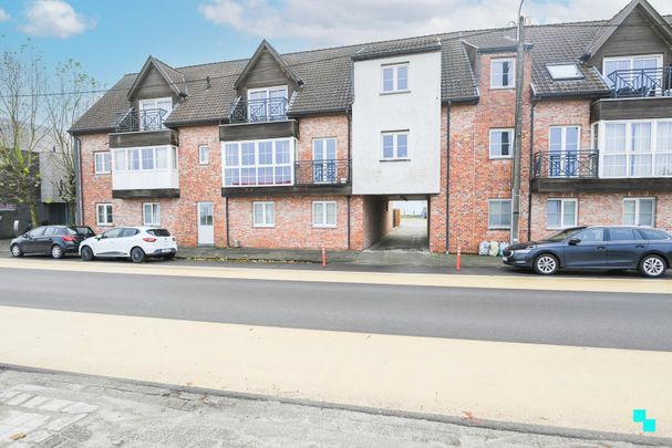 Appartement met ruim terras nabij centrum Oostrozebeke - Photo 1