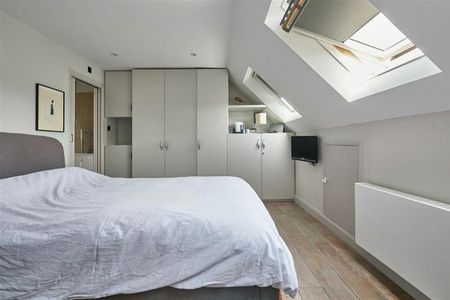 Hertford Avenue - Photo 2