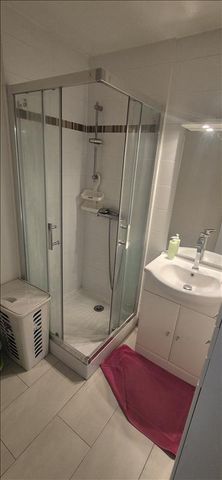 2 pièces - Meublé - 26,43 m² - 8ème étage - Colocation non autorisée - Photo 2