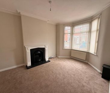 2 bedroom end of terrace house to rent - Photo 6