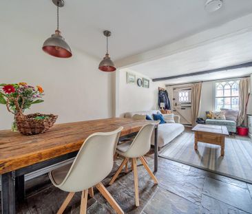 2 bedroom terraced house to rent - Photo 2