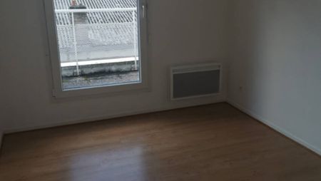 Appartement T3 - terrasse - parking - Résidence La Fontaine - Photo 2