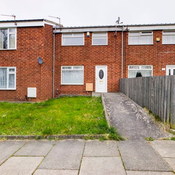 Holmefields Road, Eston, Middlesbrough - Photo 1