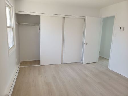 For Lease - 2 Orchard Heights Boulevard Unit# 218, Aurora, Ontario - Photo 4