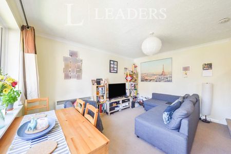 1 bedroom house to rent St. Leonards Court, House Lane, Sandridge, St. Albans, AL4 - Photo 2