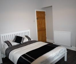 HOWE STREET, MIDDLESBROUGH, TS1 4LD - Photo 2