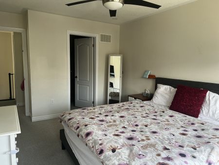 For Lease - 2435 Greenwich Drive Unit# 21, Oakville, Ontario - Photo 2