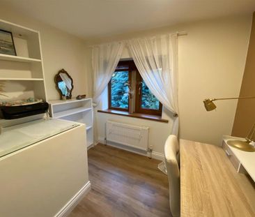 4 bedroom detached house to rent - Photo 1